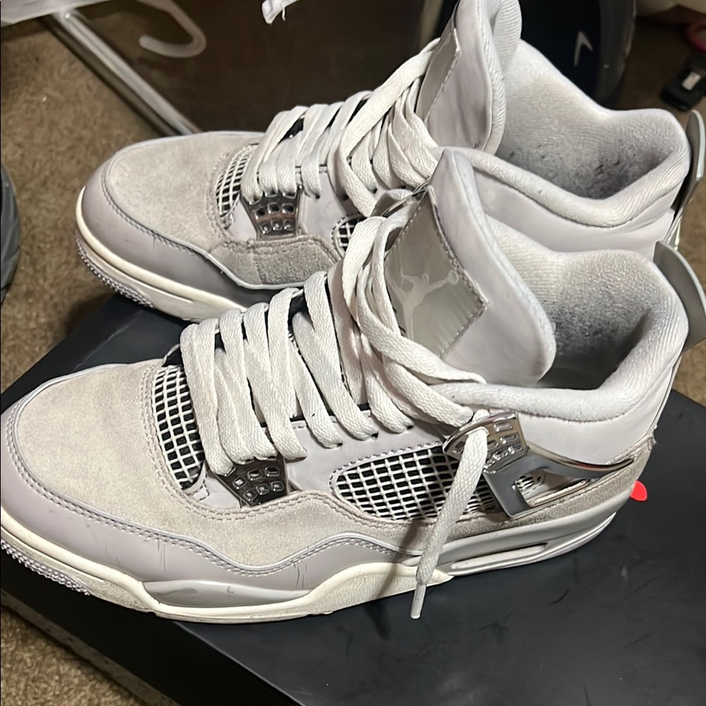 Jordan Gray and White Sneakers with Retro Design and Breathable Material